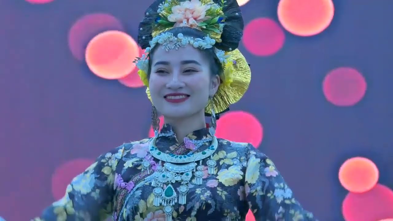 Cô Bé Thượng ngàn