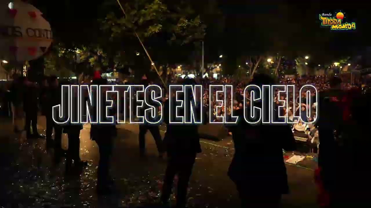 Jinetes en el Cielo desde el Zócalo de Oaxaca
