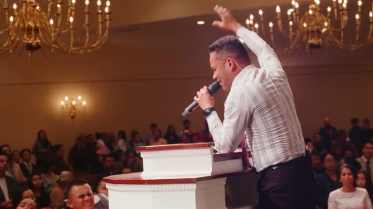 Cristo No Esta Muerto Coritos de Avivamiento (Shout Medley) Alett Frias // Pentecostes Otra Vez