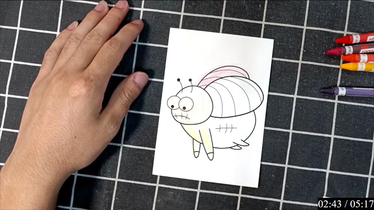 "Khơi Dậy Sự Sáng Tạo Của Bé Với Những Dự Án Tô Màu Thủ Công Tại Nhà"