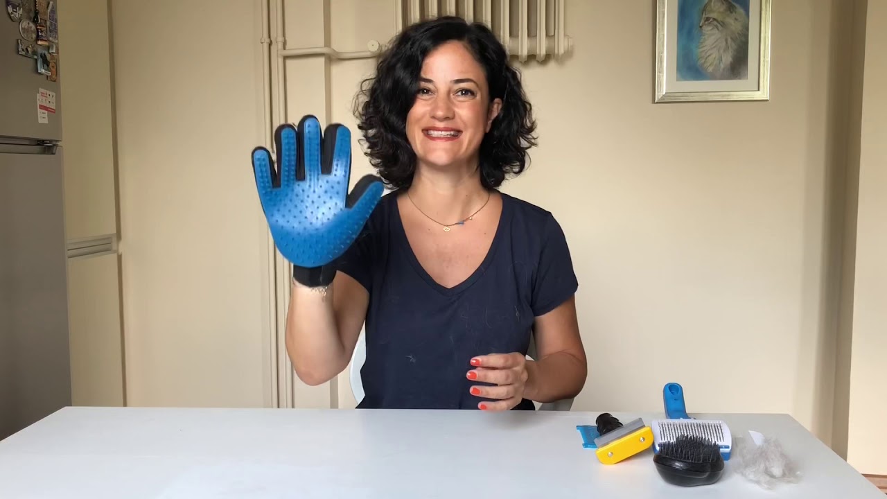 Kedi ve köpek tüy toplama ve tarama eldiveni değerlendirmesi / pet grooming glove review (Eng subt)