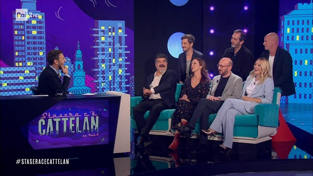 Il cast di Boris4 a Stasera c'è Cattelan - Stasera c'è Cattelan su Raidue 27/10/2022