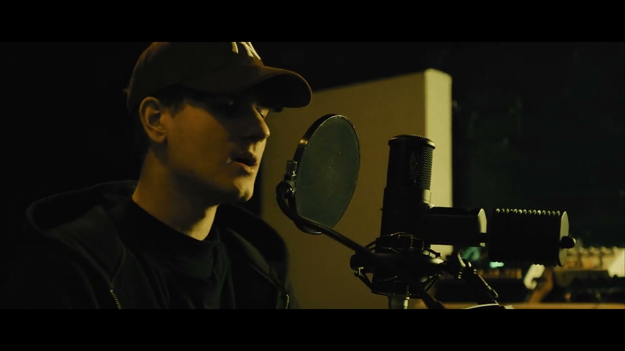 Ćwiku - halo [🎥:MXR]