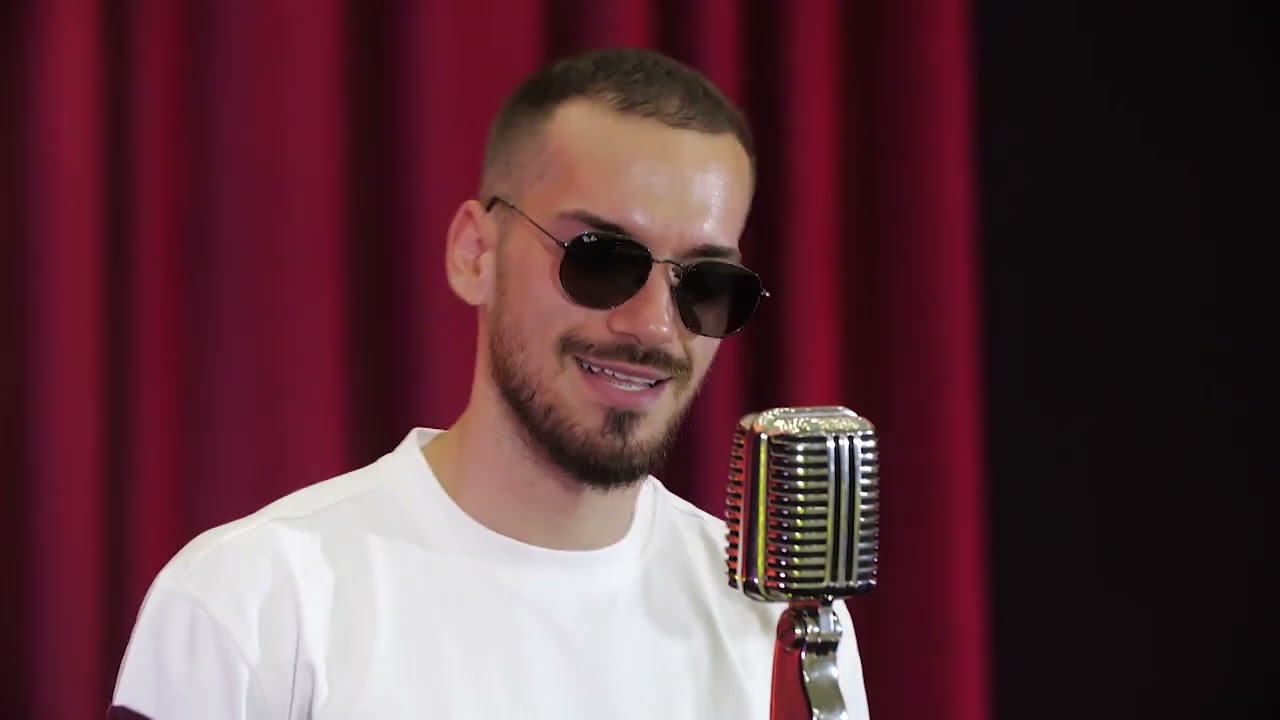 Joan Mezini - IT'S A MAN'S WORLD (cover)