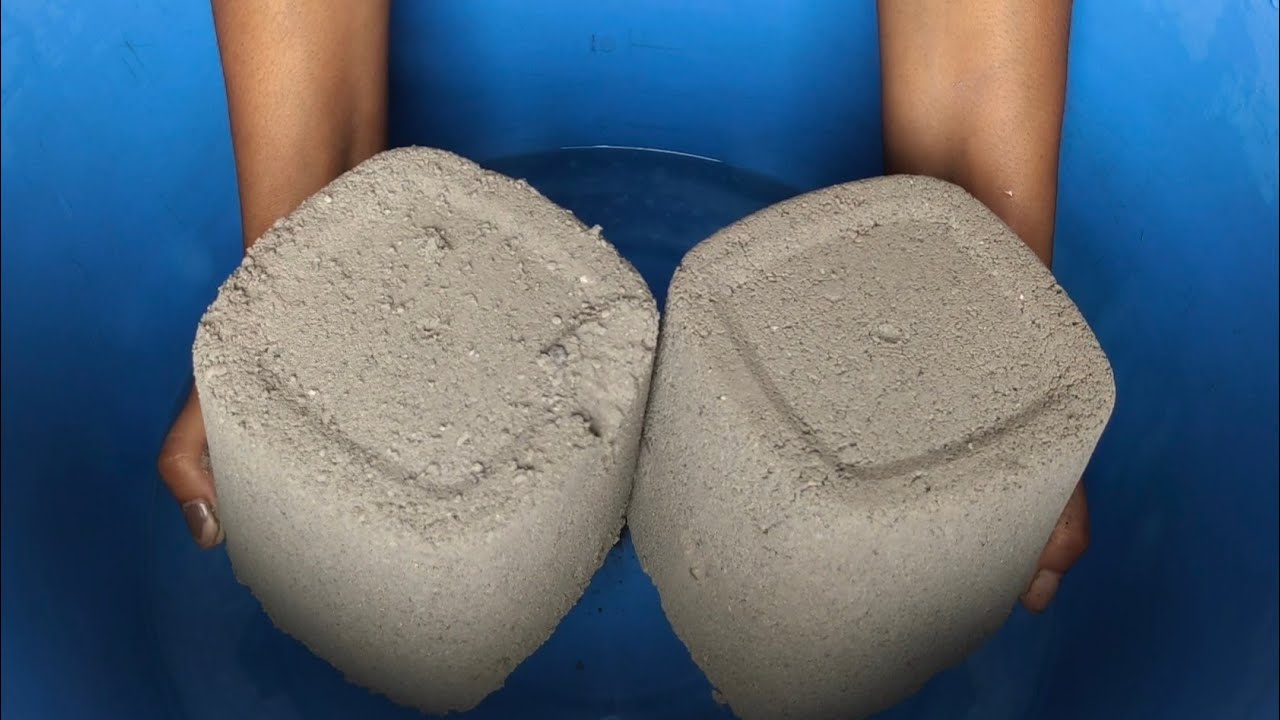 Asmr - Gritty Grainy sand cement crumbling in water 💦💦
