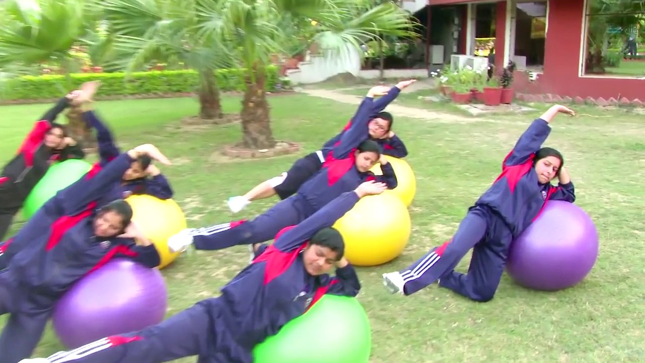 Graphic Era University, Advertisement