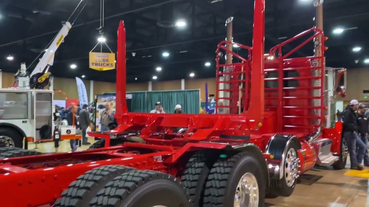 2023 peterbilt 389 log truck