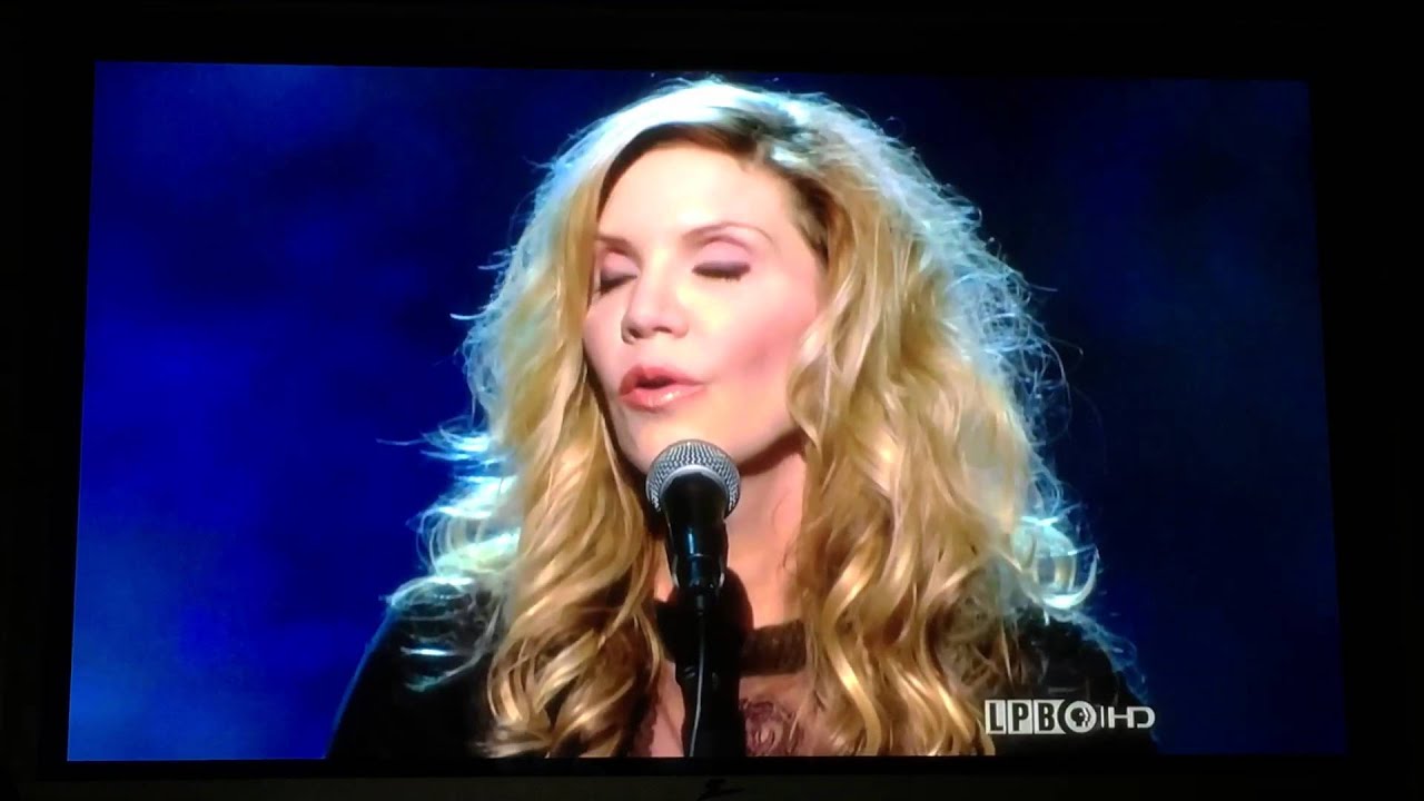 Alison Krauss sings Angel Flying Too Close to the Ground Willie Nelson Gershwin Award