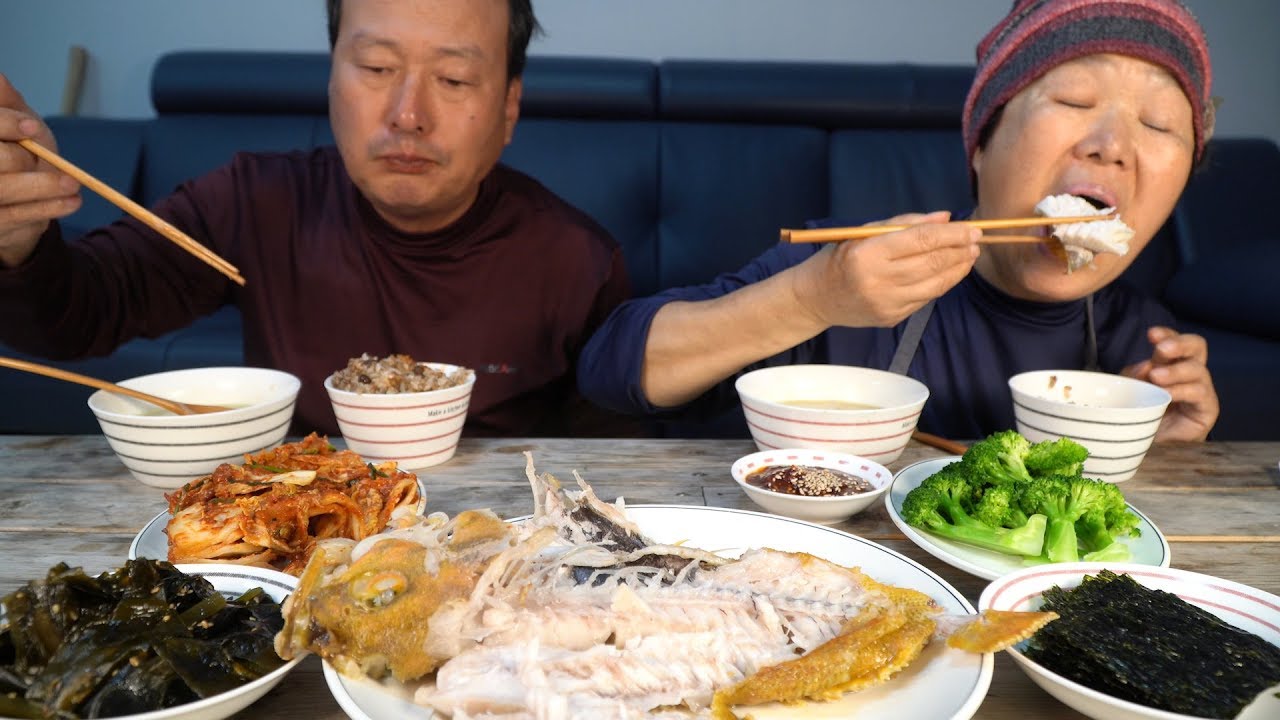 살 통통 생선으로 집밥 한 상 차림~[[토란국&열기구이(Taro soup & grilled rockfish)]] 요리&먹방!! - Mukbang eating show