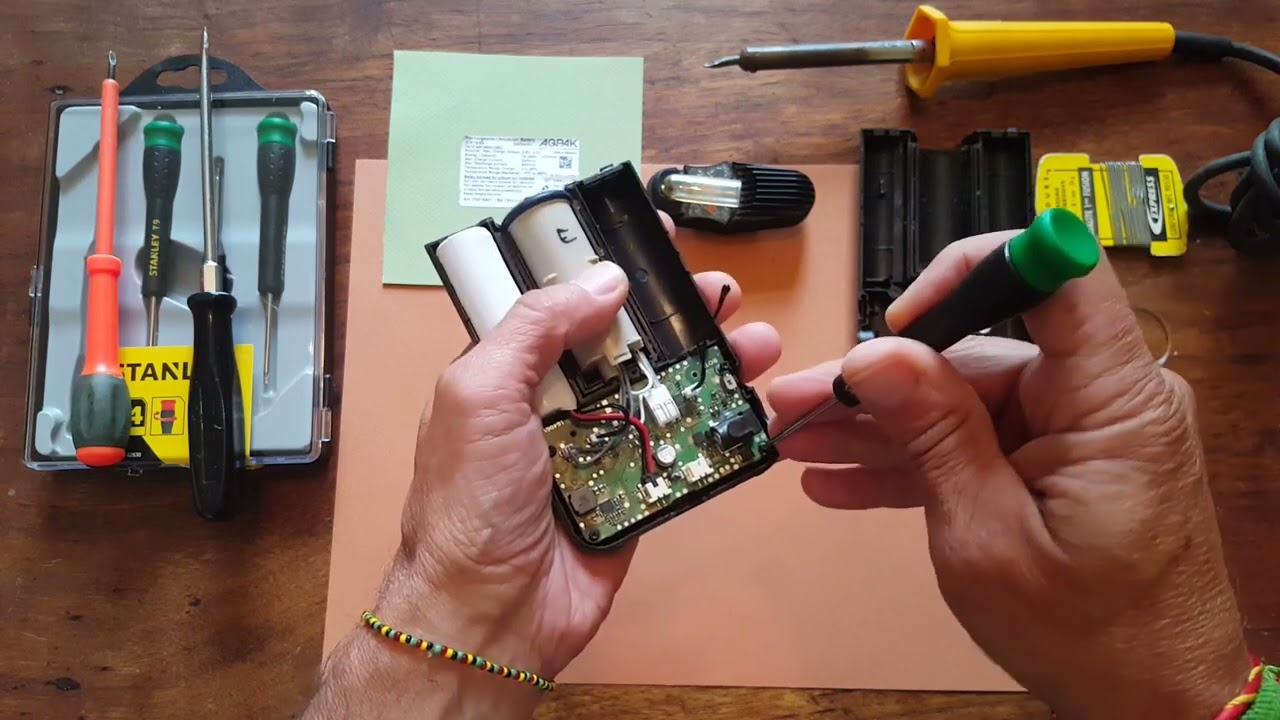 Comment Changer Les Batteries Du Vaporisateur Mighty