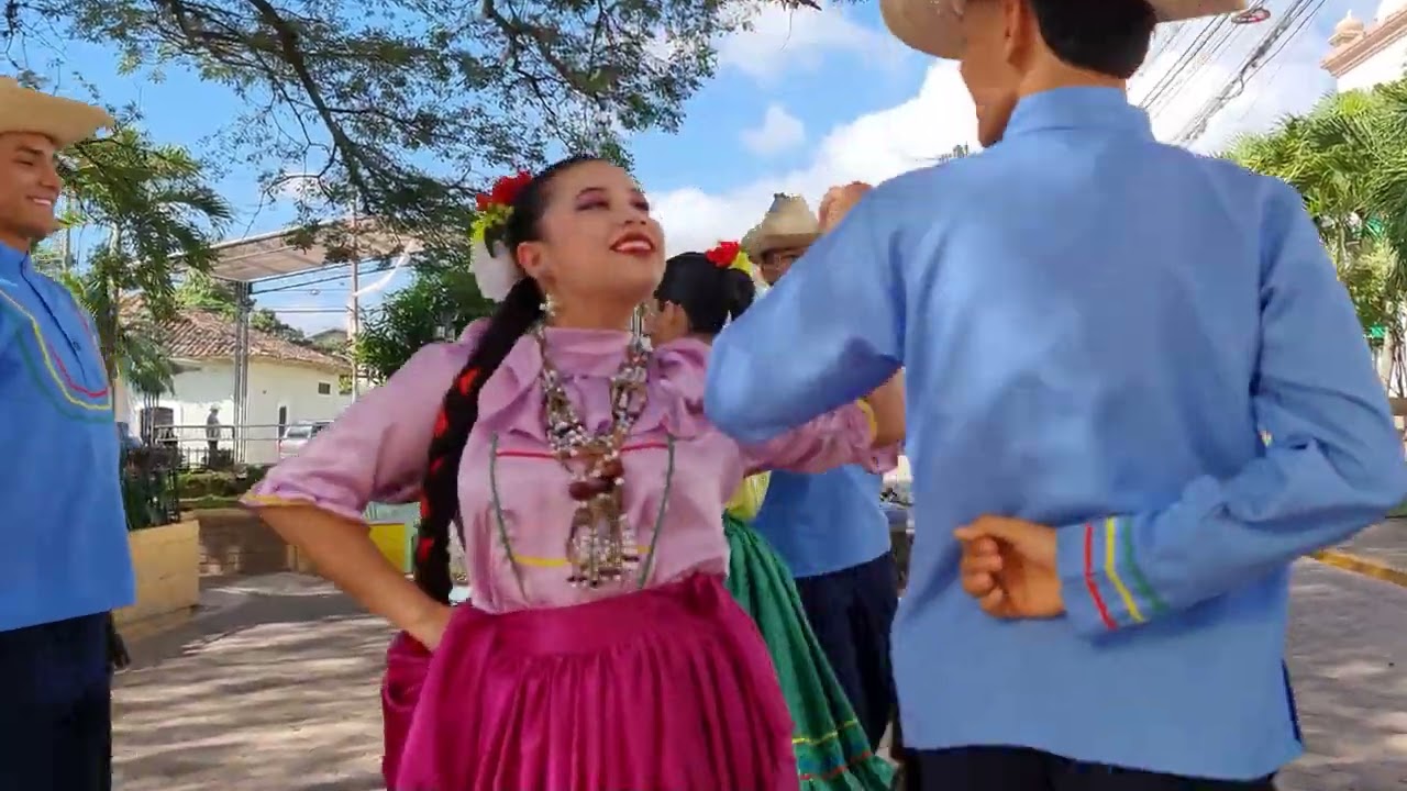 Catacamas de mi Vida // Grupo Artístico Huellas de mi Tierra