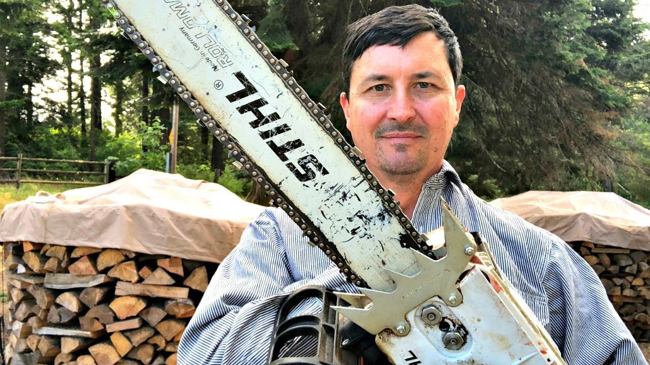 Why Loggers Run Upside Down Chainsaw Bars