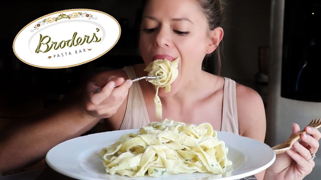Fresh Fettuccine Alfredo with Lemon Butter | Mini Mukbang
