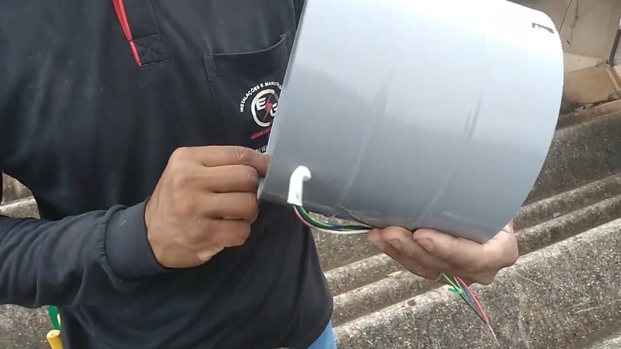 instalação de Exaustor 20 cm Vent Delta.  127v