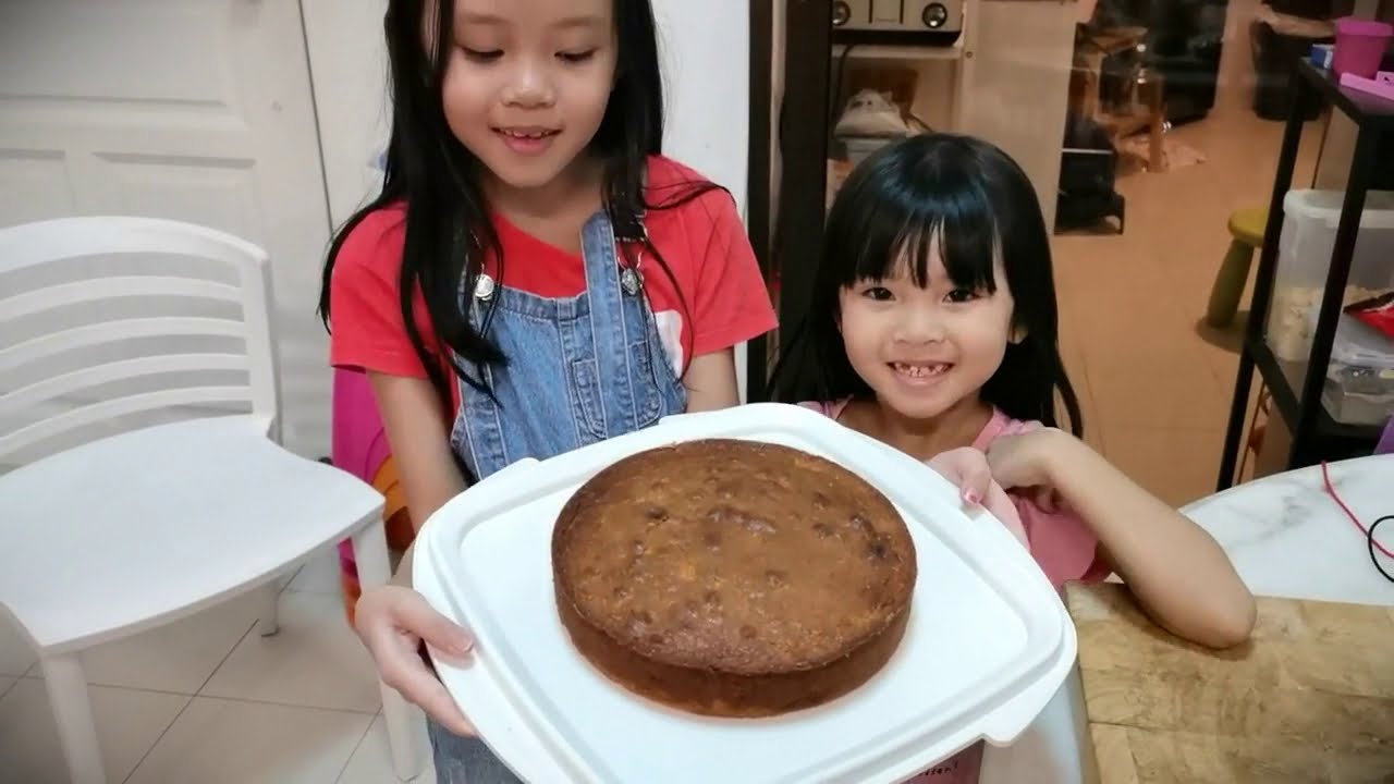 Easy kid's recipes: Cempedak Butter Cake!
