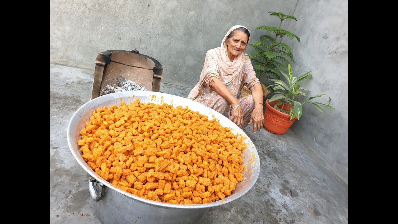 SHAKKAR PARA RECIPE Prepared By My Granny | गुड के शकरपारे | shakarpara recipe | veg village food