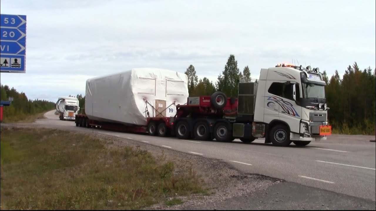 Volvo FH16 750hp 8x4 - FH16 580hp 6x4 - Scania R480 6x4 - Transport of NORDEX windmill parts
