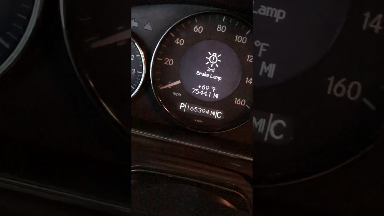 Mercedes Benz CLS550 W219 3rd Brake Lamp FIX!