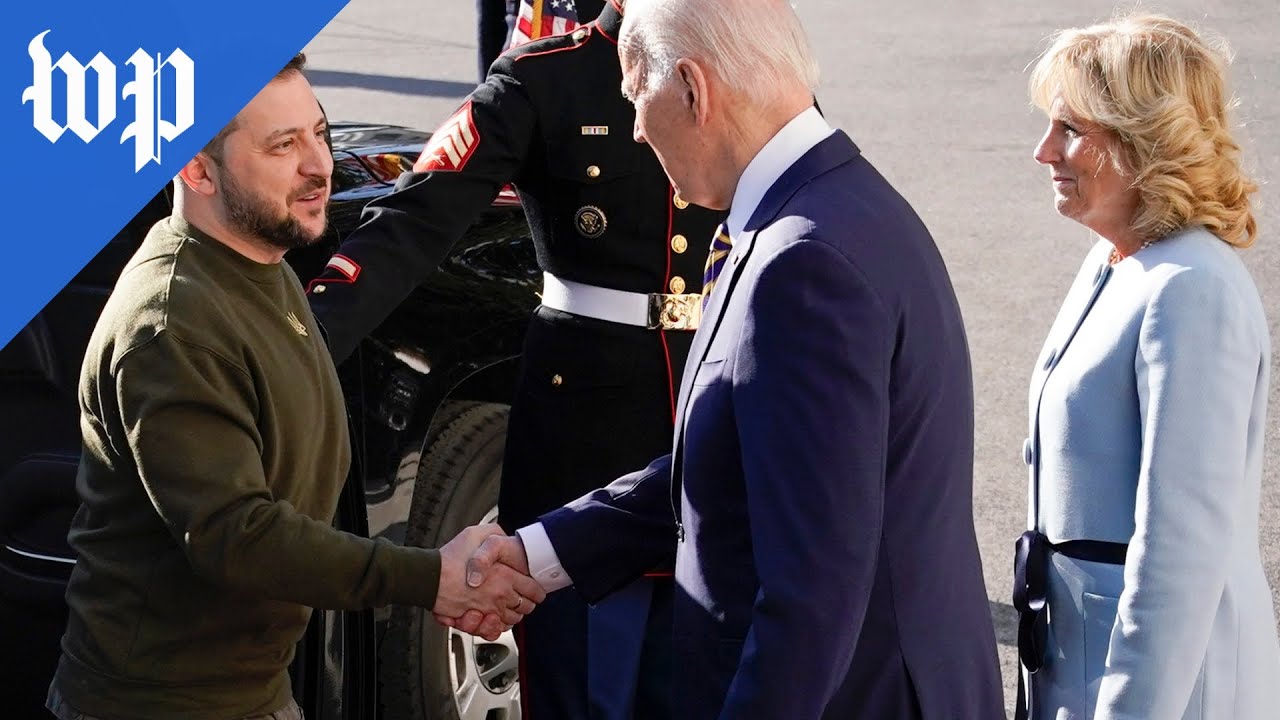 Zelensky arrives at White House