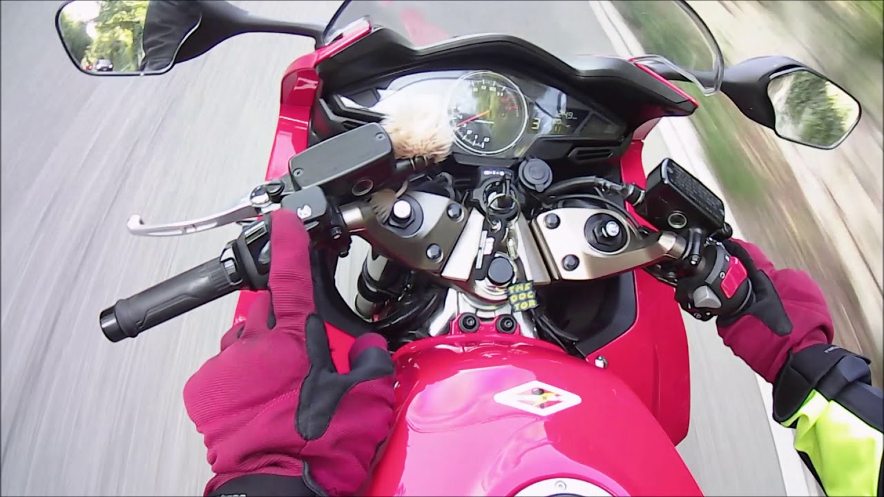 Presentazione HONDA VFR 800 F ...con Rischio Impatto!!!!