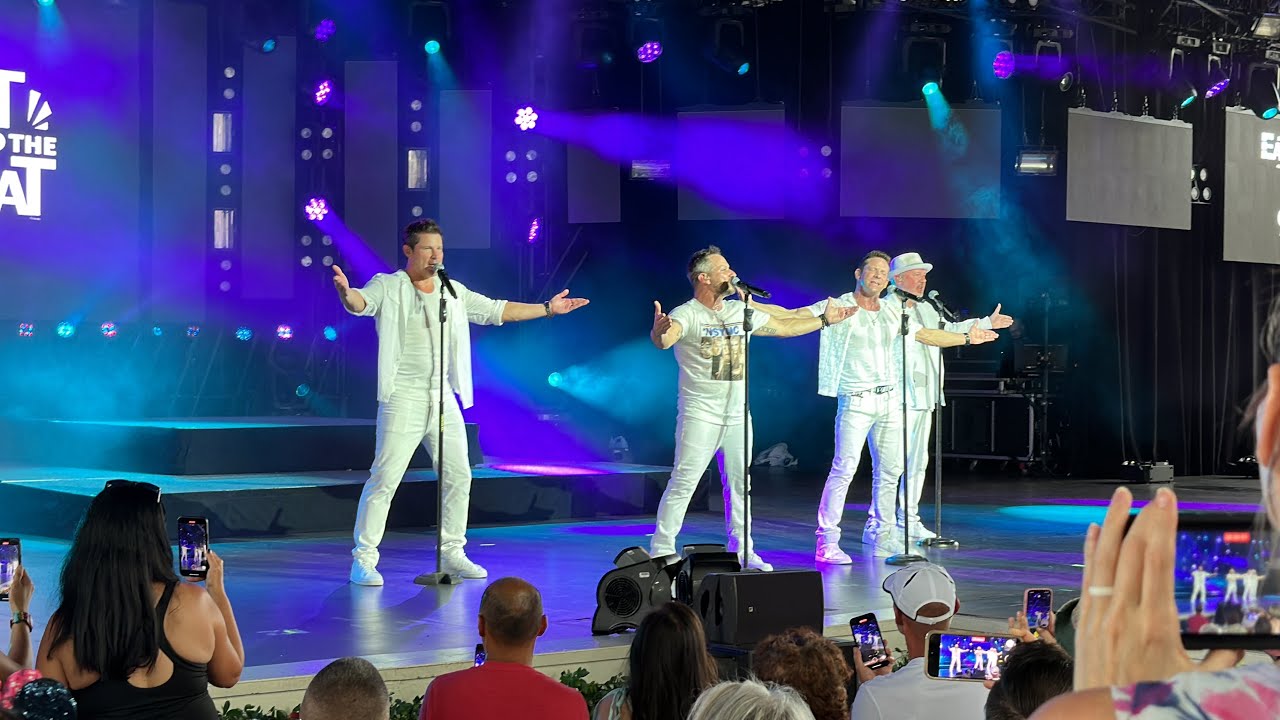 98 Degrees performs “The Hardest Thing” at Epcot Eat to the Beat 230926