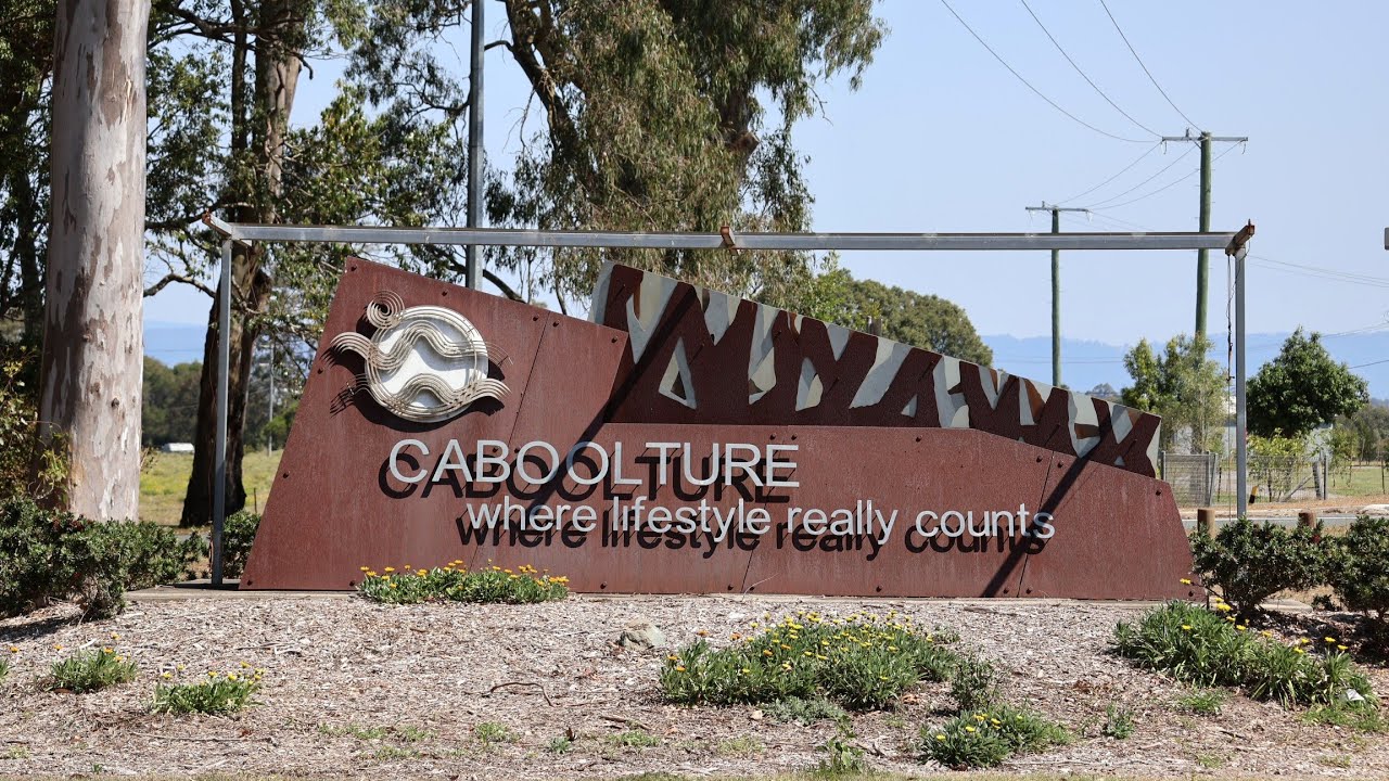 Caboolture, Queensland, Australia | 4K Walking Tour with Ambient Sounds