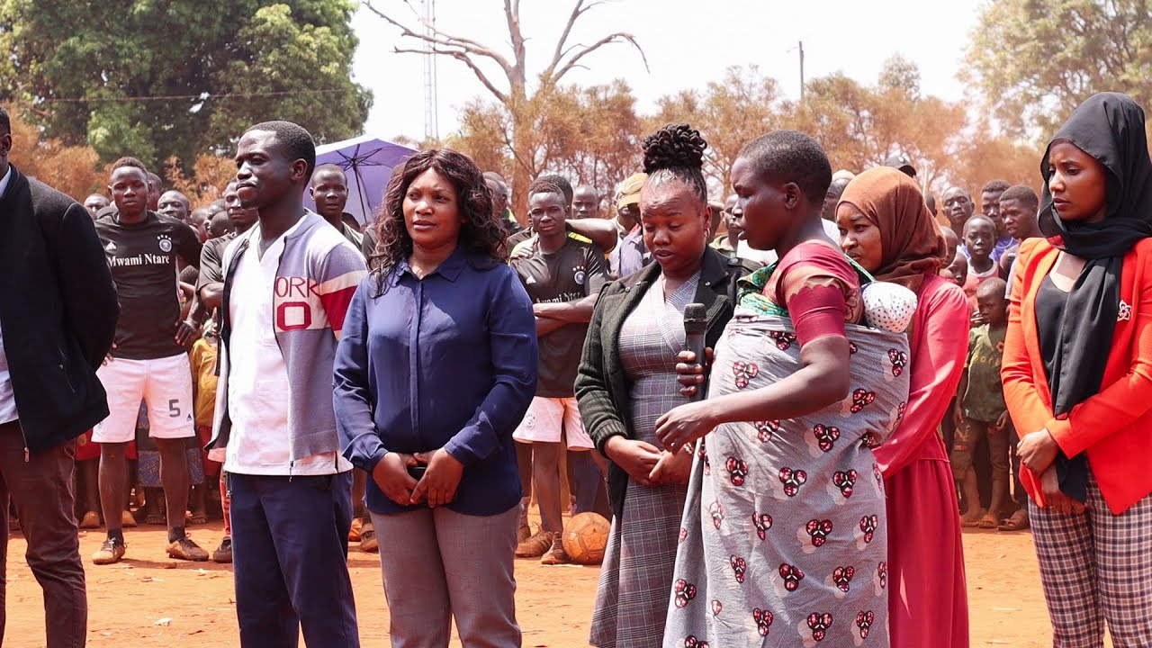 "WABABA NI MARUFUKU KUNYONYA MAZIWA"