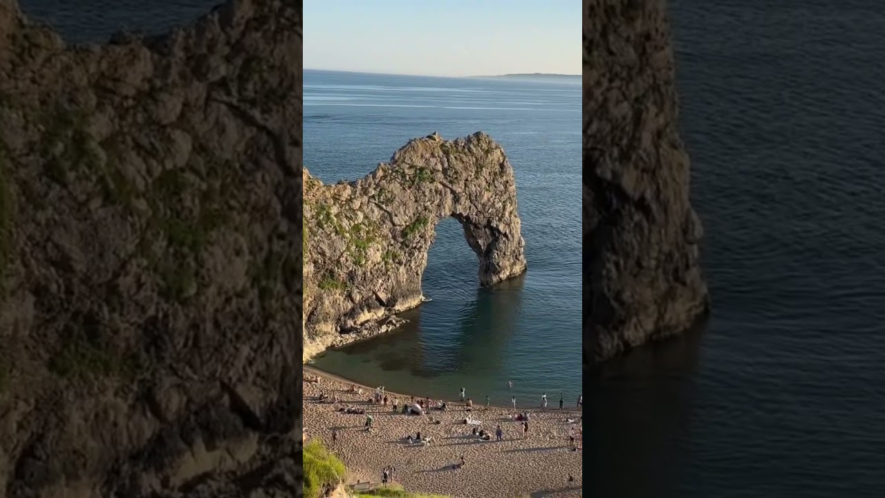 Do you know this beach in the UK ? #talesinpixels #travel #travel2023