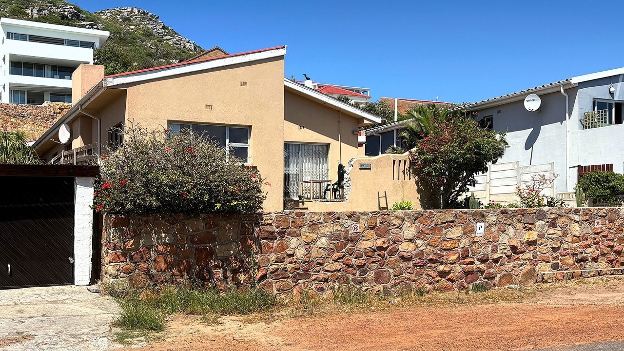 Kommetjie | 5 bedroom house for sale | Pam Golding Properties