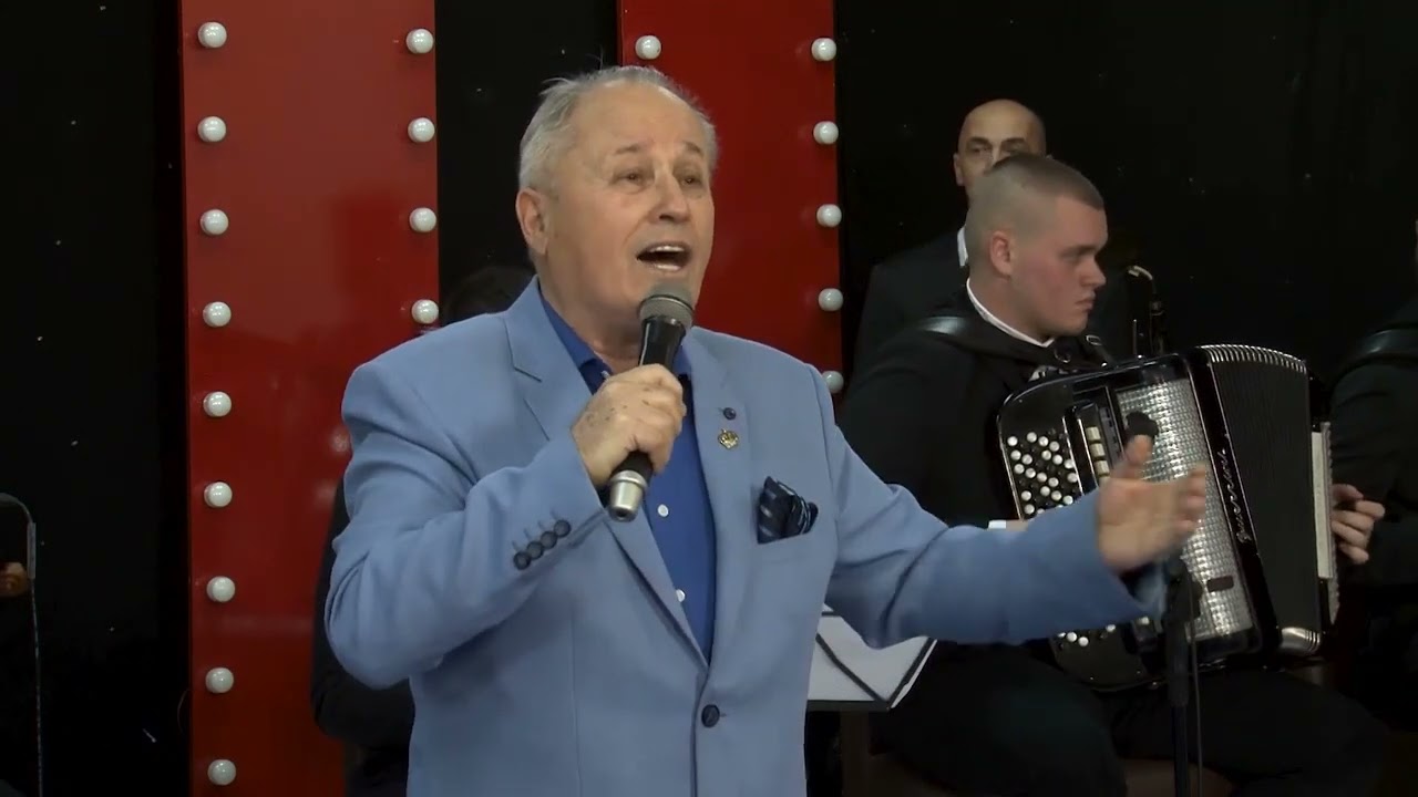Rasa Pavlovic -  Ja zagrizoh sareniku jabuku