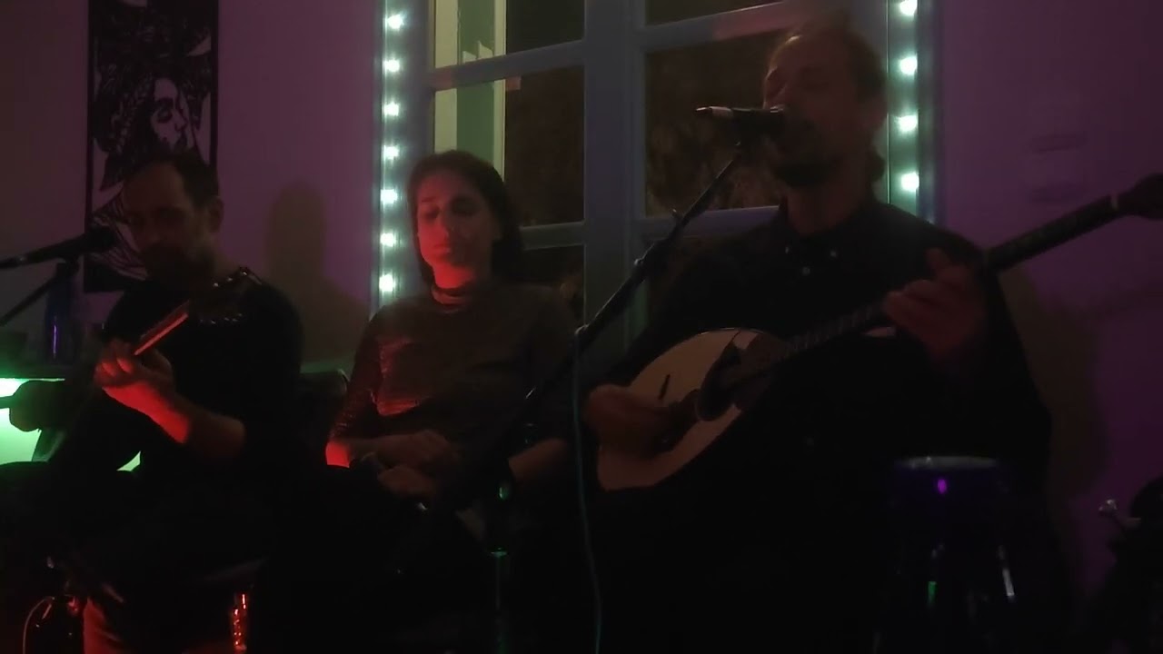Ρούπι δεν αλλάζω ρότα- Φώτ.Βεργόπουλος-Ανατ. Μαργιόλα-Γιάν.Κάτος-Γιωρ Χρονόπουλος/Γιάν. Εμμανουηλίδη