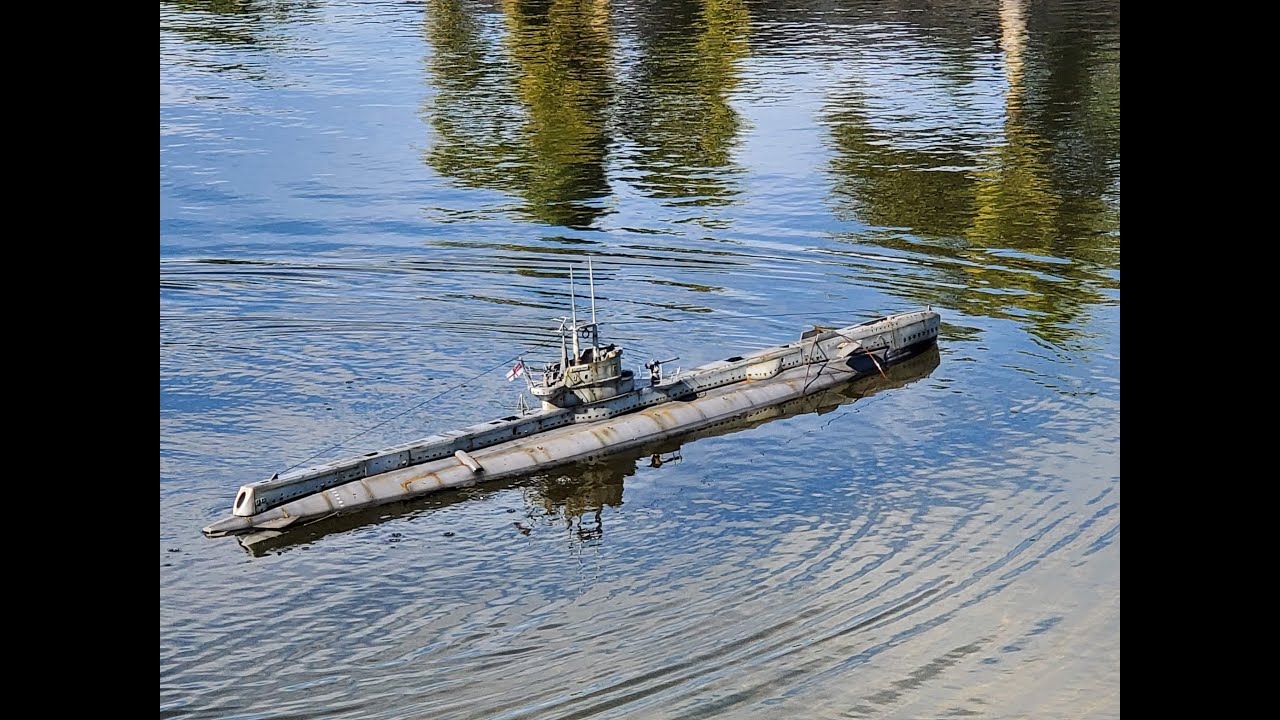 Британская радиоуправляемая подводная лодка S-класса в масштабе 1/32