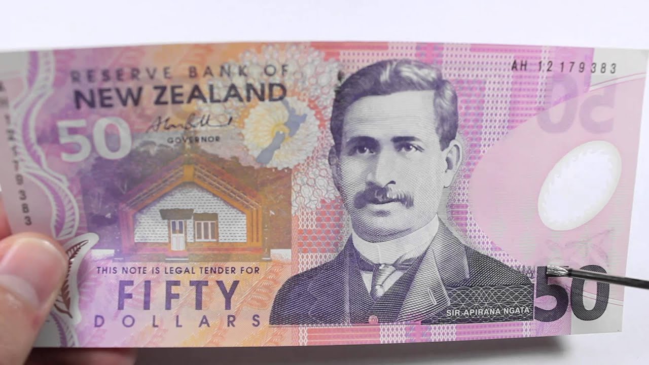 Close-up ASMR - Scratching New Zealand Banknotes and Coins