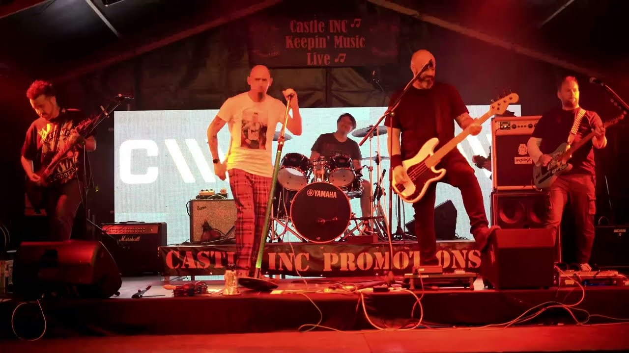 Spandex Bullet - Runaway (Live Del Shannon cover @ Coachworks, Ashford - 27th September 2025)