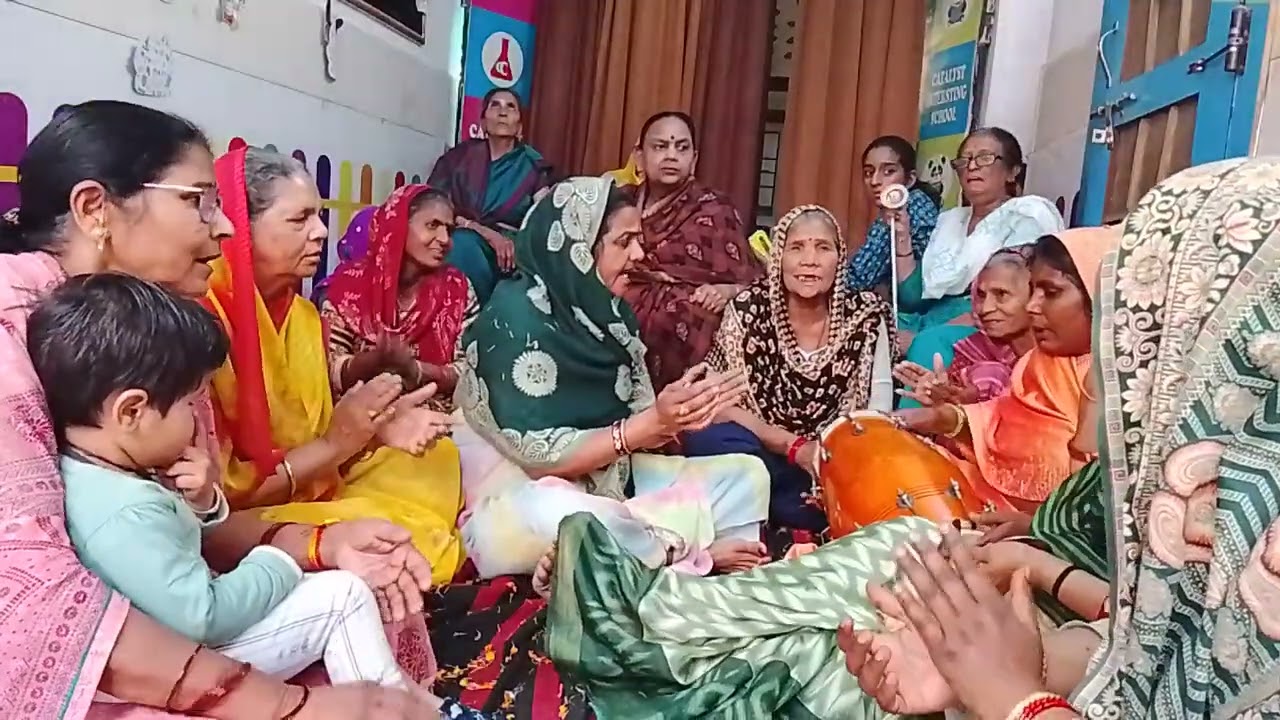 💯कृष्ण की भक्ति में👏लीन सखियां🥰हरे राम हरे रामा हरे कृष्णा हरे कृष्णा