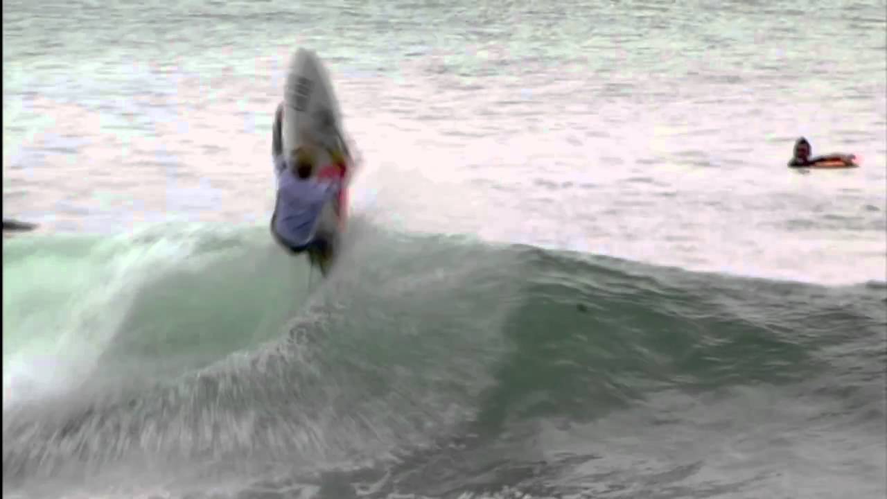 DANE REYNOLDS vs PAT GUDAUSKAS EXPRESSION SESSION | HURLEY PRO 2010