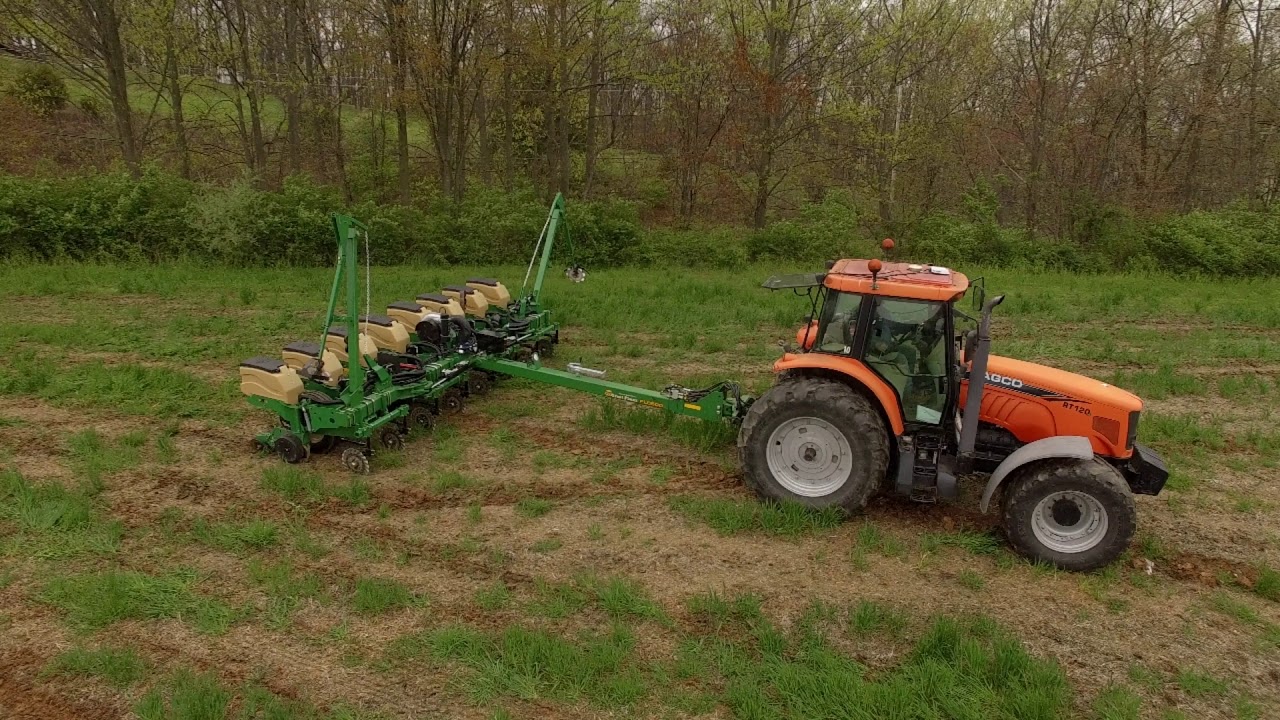 Great Plains PL5500: Maiden voyage planting No till field corn