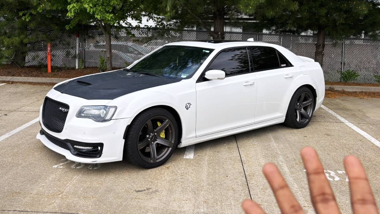 I WENT CATLESS on my CHRYSLER 300! *Underground Tune GONE WRONG 😱!* (EXTREMELY LOUD)