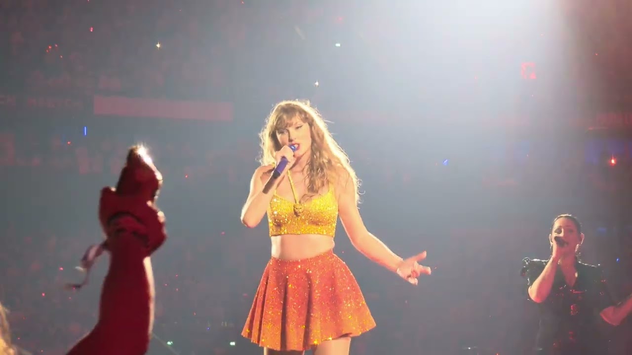@TaylorSwift - Wildest dreams, Bad Blood (Live from The Eras Tour, Paris)