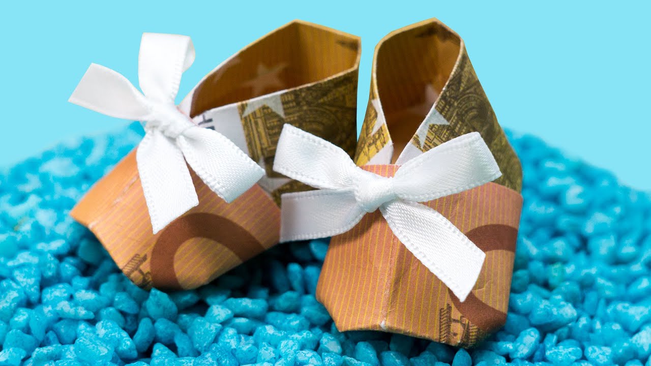 DIY Baby Shower gift idea ❤️ How to make money origami shoes