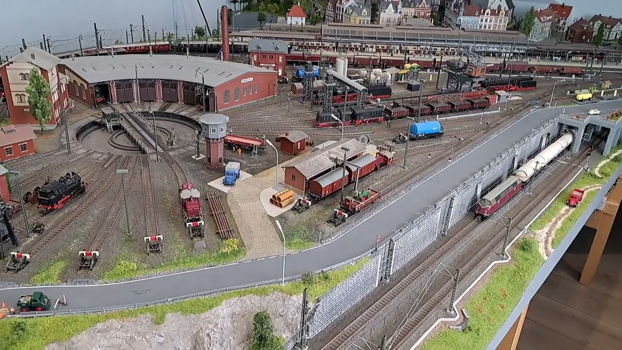 wisseling reizigerstreinen middels een schaduwstation