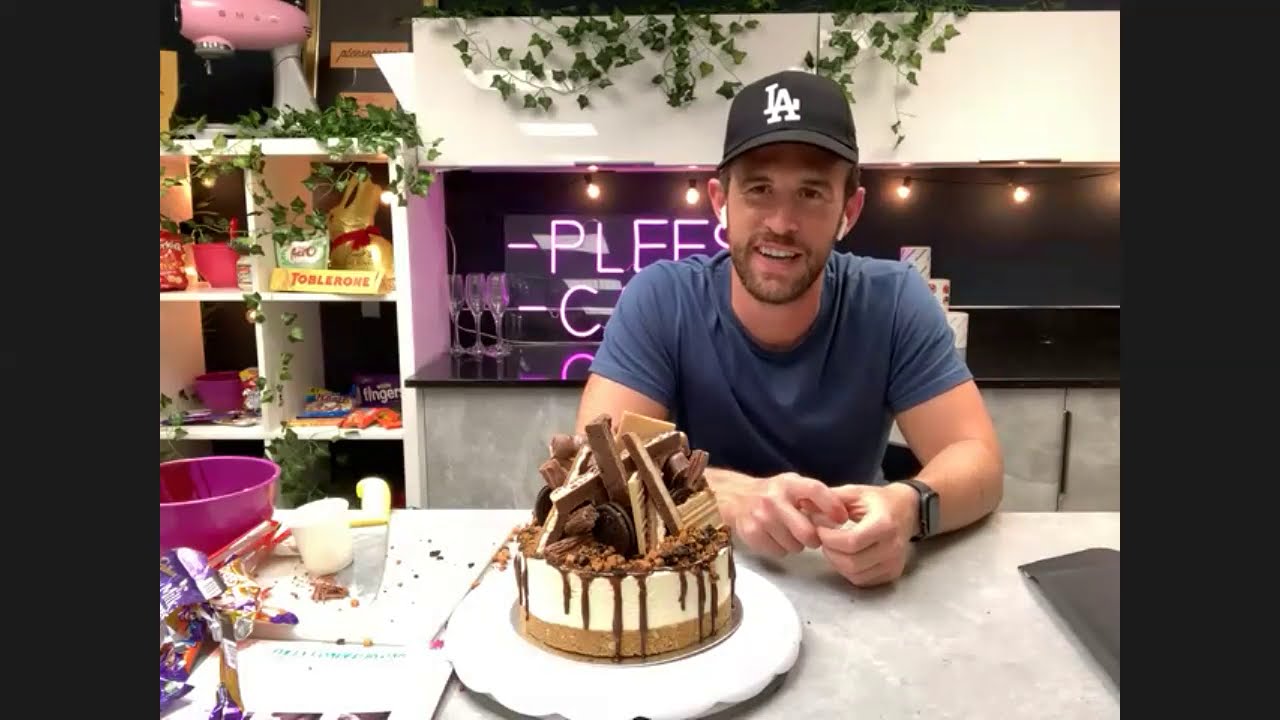 How to Build Your Own Pleesecake