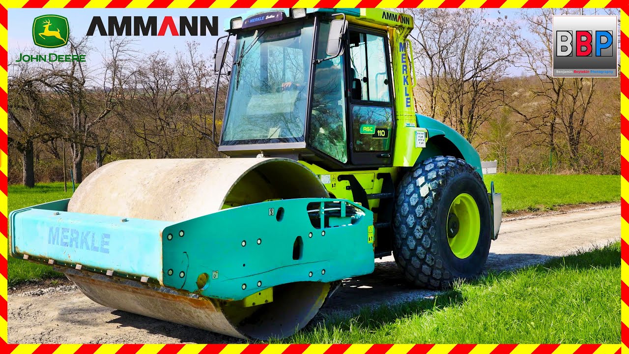 Ammann ASC 110 Walze, John Deere, Wegebau, Weiler z Stein, 2023.