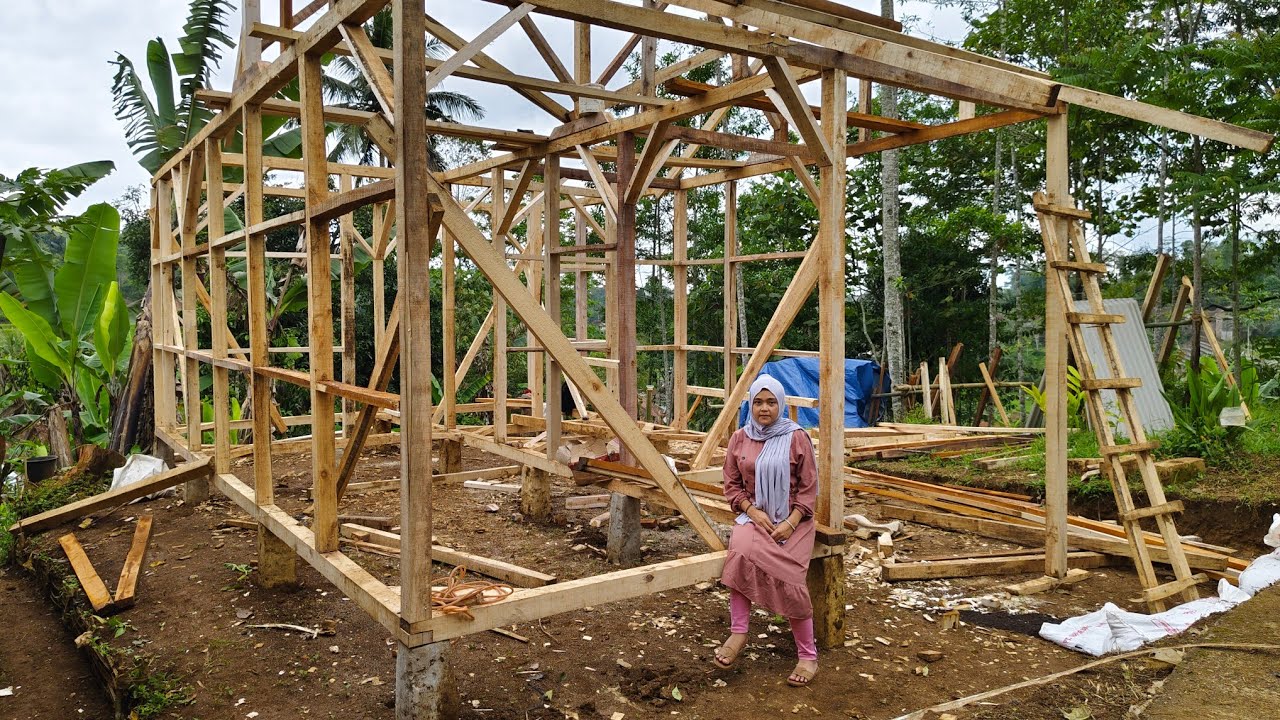 Update Perkembangan Bedah Rumah Seorang Janda Tiga Orang Anak Pinggir Hutan Tasikmalaya Jawa Barat
