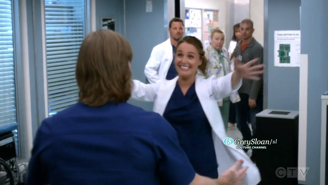 Grey's Anatomy 15x04 Jo and Dr Link Know Each Other from the Past - Happy Reunion