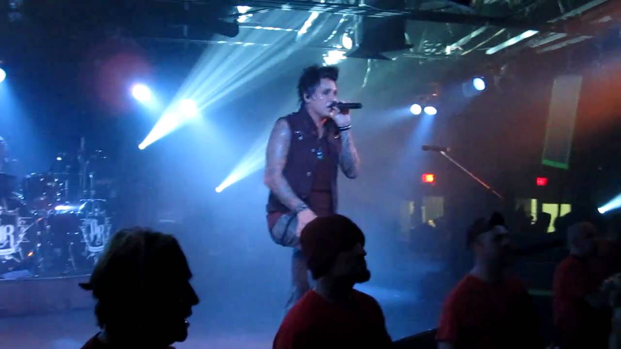 Papa Roach - Scars & The Enemy (Live @ Northern Lights in Clifton Park, NY - 10/8/2010)