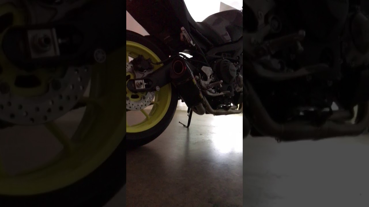 Akrapovic Carbon Full System 2016 FZ 09 Flame Makers