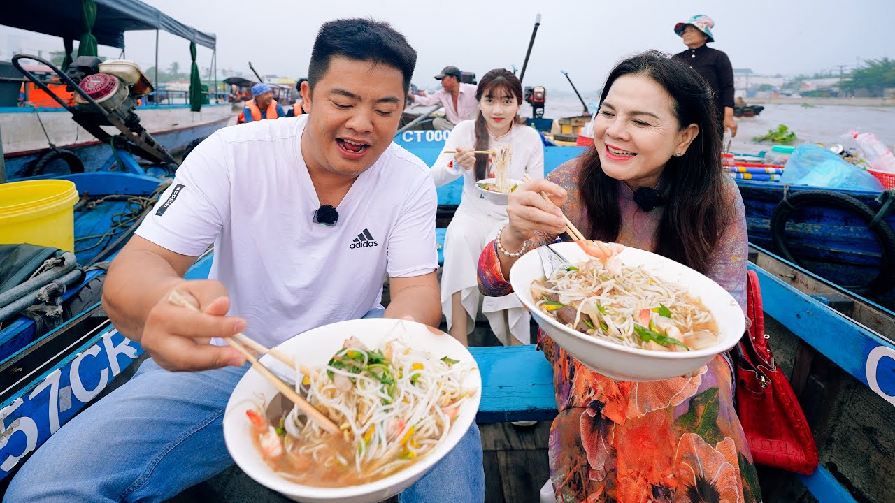 Cái Răng Floating Market Cuisine: Fermented Fish Noodle Soup (Bún Mắm) and Tropical Fruits | SAPA TV
