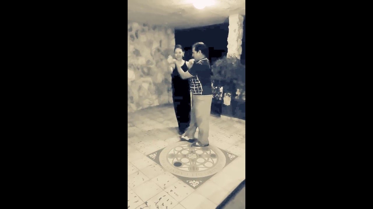 Bailando Casino en Jaguey Grande (Shoko Tsukahara &  Yoel Marrero)