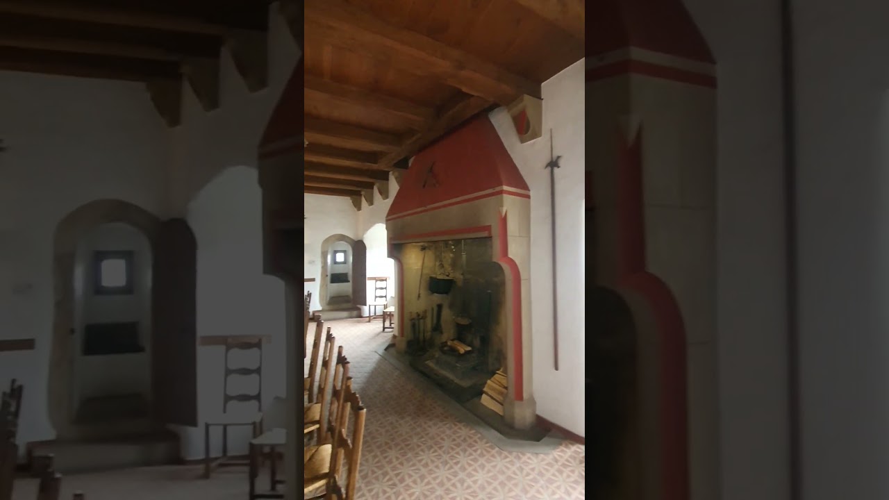 Wappensaal mit Erkerraum und Aborterker. Neues Schloss Oberstein.